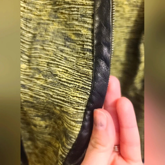 Silk and leather trim blazer - Picture 4 of 8